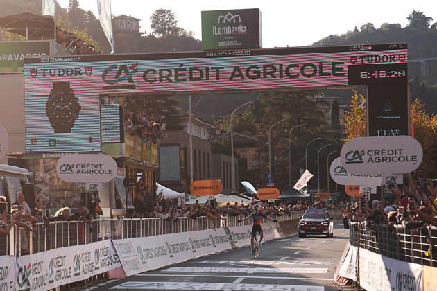 France s Paul Seixas of Decathlon CMA CGM Team winner of race during the 120th edition of the Il Lombardia, Tour of Lombardy cycling race, a 239 km one day race from Bergamo to Como on October 10, 2026, Italy. Copyright: xMarcoxAlpozzi LaPressex