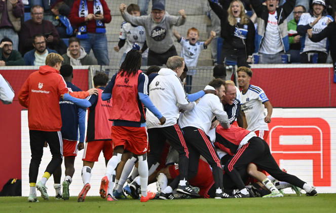 GOAL: 2-3 Miro Muheim, Hamburger SV (HSV) 28 Goal Celebration, TSG 1899 Hoffenheim vs. Hamburger SV (HSV), October 10, 2026. DFL regulations prohibit any use of photographs as image sequences and or quasi- VIDEO TSG 1899 Hoffenheim vs. Hamburger SV (HSV)