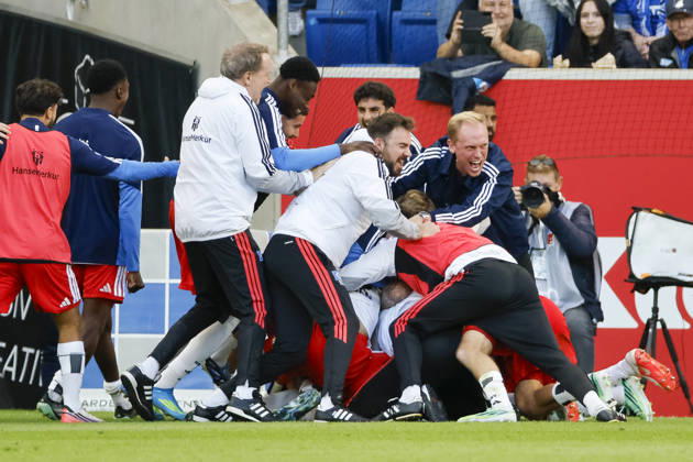 Hamburger SV celebrates a goal in a 2–3 match by Miro Muheim, Hamburger SV, 28, joy, excitement, positive emotions, goal, Germany, soccer, Bundesliga 1, Matchday 5, 2026–2027, TSG Hoffenheim vs. Hamburger SV, October 10, 2026, Sinsheim SNP Arena, Germany Copyright: xGrantxHubbsx