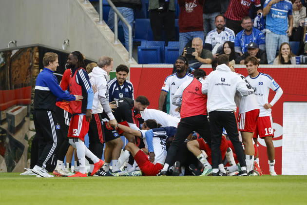 Hamburger SV celebrates a goal in a 2–3 match by Miro Muheim, Hamburger SV, 28, joy, excitement, positive emotions, goal, Germany, soccer, Bundesliga 1, Matchday 5, 2026–2027, TSG Hoffenheim vs. Hamburger SV, October 10, 2026, Sinsheim SNP Arena, Germany Copyright: xGrantxHubbsx