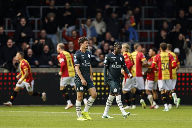 DEVENTER - Bas Kuipers of Sparta Rotterdam, Isaac Babadi of Sparta Rotterdam (lr) react after the 1-1 draw during the Dutch Eredivisie match between Go Ahead Eagles and Sparta Rotterdam at De Adelaarshorst on October 10, 2026 in Deventer, the Netherlands. BART STOUTJESDIJK ANP Eredivisie 2026 27 xVIxANPxSportx xxANPxIVx 572032039 originalFilename: 572032039