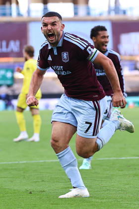 Aston Villa v Brentford, Premier League John McGinn of Aston Villa celebrates his goal making it 2-1 during the Aston Villa v Brentford Premier League match at Villa Park, Birmingham, England on 10 October 2026 Credit: Ryan Crockett Every Second Media Editorial use only. All images are copyright Every Second Media Limited. No images may be reproduced without prior permission. All rights reserved. Premier League and Football League images are subject to licensing agreements with Football DataCo Limited. see https: www.football-dataco.com Copyright: xIMAGO EveryxSecondxMediax ESM-2212-0088 RyanxCrockettx xEveryxSecondxMediax