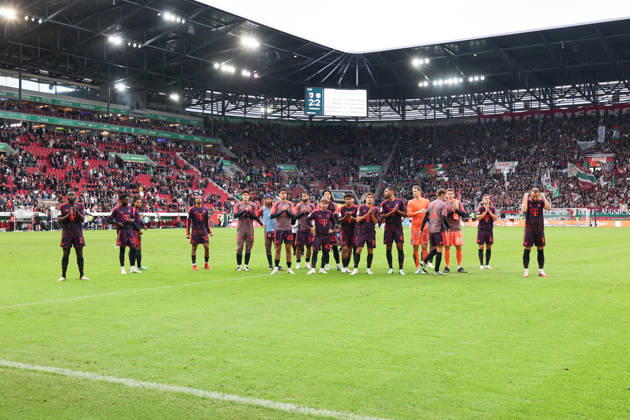 FC Bayern Munich players with fans after the game, GER, FC Augsburg vs. FC Bayern Munich, soccer, Bundesliga, Matchday 5, 2026–2027 season, October 10, 2026, DFL and DFB regulations prohibit any use of photographs as image sequences and or quasi-video, GER, FC Augsburg vs. FC Bayern Munich, soccer, Bundesliga, Matchday 5, 2026–2027 season, October 10, 2026, Augsburg Copyright: xEibner-Pressefoto JennixMaulx EP_JML