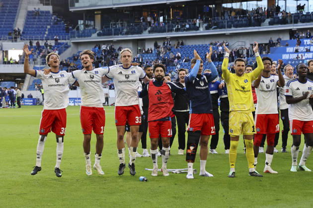 Hamburger SV with fans after the game, Germany, soccer, Bundesliga 1, Matchday 5, 2026–2027, TSG Hoffenheim vs. Hamburger SV, October 10, 2026, Sinsheim SNP Arena, Germany Copyright: xGrantxHubbsx