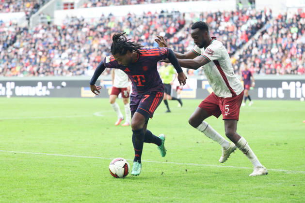 Serge Gnabry, FC Bayern Munich, 07, with Chrislain Matsima, FC Augsburg, 05, GER, FC Augsburg vs. FC Bayern Munich, Soccer, Bundesliga, Matchday 5, 2026–2027 Season, October 10, 2026, DFL and DFB regulations prohibit any use of photographs as image sequences and or quasi-video, GER, FC Augsburg vs. FC Bayern Munich, soccer, Bundesliga, Matchday 5, 2026–2027 season, October 10, 2026, Augsburg Copyright: xEibner-Pressefoto JennixMaulx EP_JML