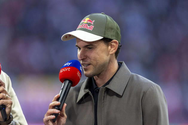GER, Leipzig, Fussball, Bundesliga, 5. Spieltag, RB Leipzig vs. Eintracht Frankfurt im Bild v.l.: Dominic Thiem ( Tennis, Red Bull Athlet ) Interview Sky 10.10.2026, Red-Bull Arena Leipzig DFL DFB REGULATIONS PROHIBIT ANY USE OF PHOTOGRAPHS AS IMAGE SEQUENCES AND OR QUASI-VIDEO, Leipzig Red-Bull Arena Sachsen Germany Copyright: xPaulxFritzx