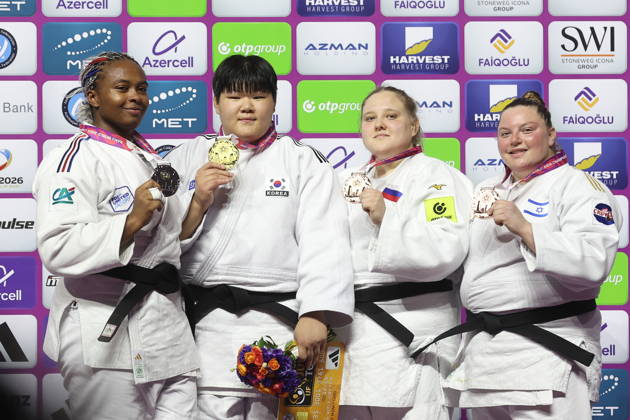 AZERBAIJAN, BAKU - OCTOBER 10, 2026: France s Romane Dicko, South Korea s Lee Hyeon-ji, Russia s Maria Ivanova and Israel s Raz Hershko (L-R) celebrate their silver, gold and two bronze medals respectively during a victory ceremony for the women s heavyweight event as the 2026 World Judo Championships takes place at the National Gymnastics Arena. Mikhail Sinitsyn TASS  99049757