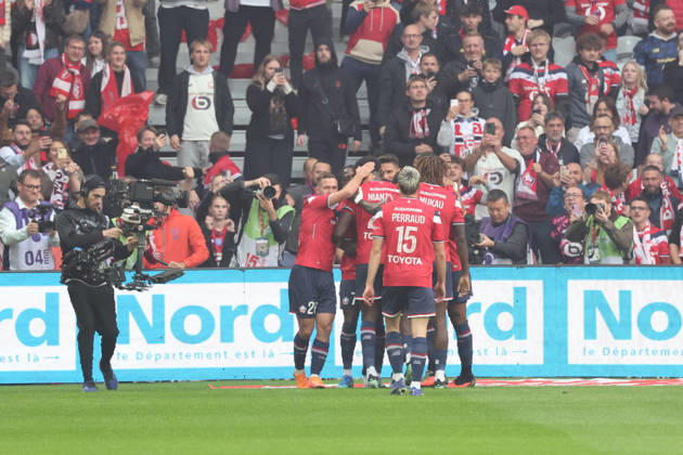 FOOTBALL : LOSC Lille vs Le Havre - Ligue 1 - 10 10 2026 Joie des joueurs du LOSC apres le but de Dïlane BAKWA (LOSC Lille) lors du match LOSC Lille vs Le Havre, Ligue 1, Decathlon Arena stade Pierre Mauroy, le 10 octobre 2026 - photo Laurent Sanson PsnewZ Copyright: xLaurentxSANSONx xPsnewZx