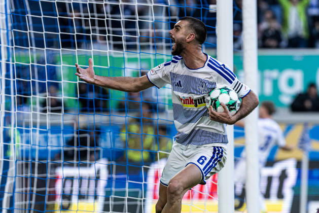 3rd Division: MSV Duisburg vs. TSG Hoffenheim II, October 10, 2026. MSV Duisburg celebrates the goal, 1 2 3rd Division, Matchday 8: MSV Duisburg vs. TSG Hoffenheim II at Schauinsland Reisen Arena, Duisburg, October 10, 2026. DFB regulations prohibit any use of photographs as image sequences and or quasi-video Copyright: xBEAUTIFULxSPORTS Buriakovx