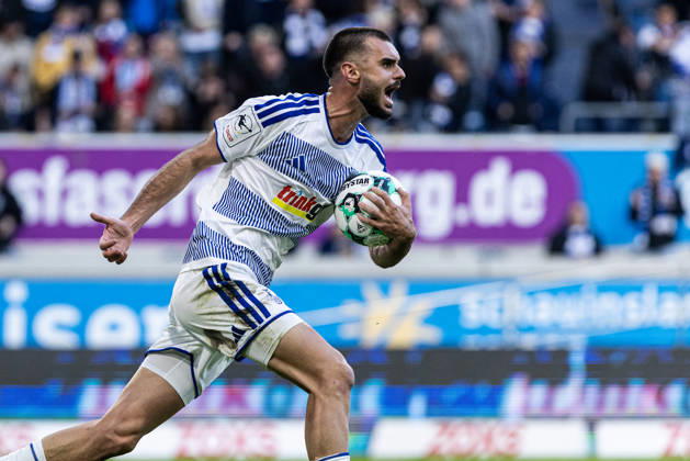 3rd Division: MSV Duisburg vs. TSG Hoffenheim II, October 10, 2026. MSV Duisburg celebrates the goal, 1 2 3rd Division, Matchday 8: MSV Duisburg vs. TSG Hoffenheim II at Schauinsland Reisen Arena, Duisburg, October 10, 2026. DFB regulations prohibit any use of photographs as image sequences and or quasi-video Copyright: xBEAUTIFULxSPORTS Buriakovx