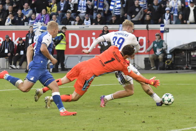 Peter Remmert (Duisburg 39) scores the goal to make it 3 2 10 10 2026 ¢ Soccer ¢ MSV Duisburg vs. TSG 1899 Hoffenheim II, Schauinsland Reisen Arena, Duisburg, DFB and DFL regulations prohibit any use of photographs as image sequences and or quasi-video Copyright: xpepphotox xSaschaxWeizx pep00321, pep_20261010_hm