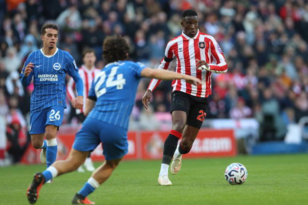 10th October 2026; Stadium of Light, Sunderland, England; Premier League Football, Sunderland versus Brighton and Hove Albion; Nordi Mukiele of Sunderland dribbles the ball DavexLofthouse