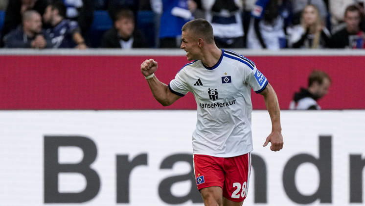 Goal scorer Miro Muheim (HSV), 28, a player for Hamburger SV (HSV), celebrates the goal that made the score 2–3, Celebration, cheering, goal celebration, goal scored, celebrate the goal, goal, celebration, celebrating the goal, joy, happiness, happy, optimistic, positive, game scene, highlight, single frame, single photo, action, 10 10 2026, Sinsheim, Germany, soccer, Bundesliga, TSG 1899 Hoffenheim vs. Hamburger SV, DFB and DFL regulations prohibit any use of photographs as image sequences and or quasi-video xozx