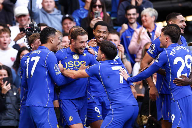 Chelsea gegen Bournemouth, 10. Oktober 2026, London, Premier League, Fußball: Chelsea gegen Bournemouth – Jordan Henderson von Chelsea feiert das fünfte Tor gemeinsam mit Pedro Neto von Chelsea. Foto: Jacques Feeney, Offside, London, Großbritannien Copyright: xJacquesxFeeneyx xOffsidexOffside