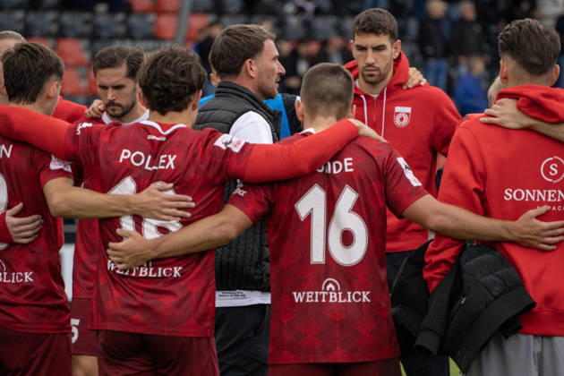 October 10, 2026, xerix, Soccer 3rd Division, SG Sonnenhof Großaspach vs. SV Waldhof Mannheim; Pascal Reinhardt, coach of SG Sonnenhof Großaspach, giving his postgame speech in Aspach