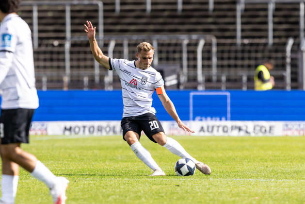 SSV Ulm 1846 Soccer vs. Eintracht Frankfurt II, Soccer, Regionalliga Southwest, Matchday 11, Donaustadion Ulm 10 10 26 Alexander Kopf SSV Ulm 1846 Soccer, 20 SSV Ulm 1846 Soccer vs. Eintracht Frankfurt II, Soccer, Regionalliga Southwest, Matchday 11, Donaustadion Ulm, October 26, Photo by Lucca Fundel, Ulm, Donaustadion, Baden-Württemberg, Germany