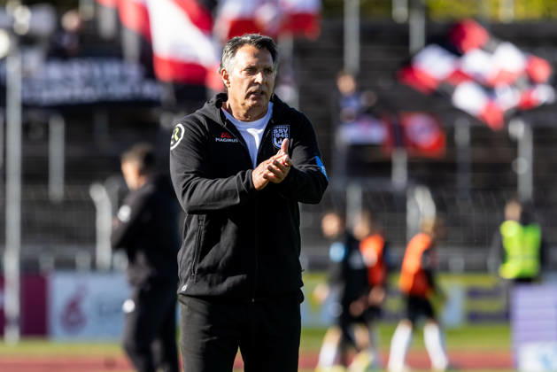 SSV Ulm 1846 Soccer vs. Eintracht Frankfurt II, Soccer, Regionalliga Southwest, Matchday 11, Donaustadion Ulm, October 26, 2010; cropped single image, portrait: Alois Schwartz, SSV Ulm 1846 Soccer, coach and sporting director; SSV Ulm 1846 Soccer vs. Eintracht Frankfurt II, Soccer, Regionalliga Southwest, Matchday 11, Donaustadion Ulm, October 26, Photo by Lucca Fundel, Ulm, Donaustadion, Baden-Württemberg, Germany