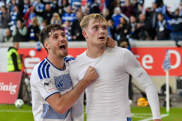 Peter Remmert (Duisburg 39) celebrates with Tobias Fleckstein (Duisburg 5 10 10 2026 ¢) after scoring the goal that made it 3–2. Soccer ¢ MSV Duisburg vs. TSG 1899 Hoffenheim II, Schauinsland Reisen Arena, Duisburg, DFB DFL regulations prohibit any use of photographs as image sequences and or quasi-video. NRW, Germany Copyright: xpepphotox xSaschaxWeizx pep00321, pep_20261010_hm