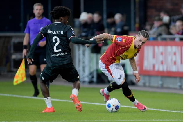DEVENTER - Lushendry Martes of Sparta Rotterdam and Thibo Baeten of Go Ahead Eagles in a duel during the Eredivisie match between Go Ahead Eagles and Sparta Rotterdam at De Adelaarshorst on October 10, 2026 in Deventer, the Netherlands. DENNIS BRESSER ANP Eredivisie 2026 27 xVIxANPxSportx xMarcelxterxBalsxIVx 572040601 originalFilename: 572040601