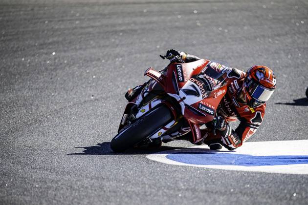 October 10, 2026, Cascais, Lisbon, Portugal: Iker Lecuona of Aruba.It Racing - Ducati in action during the Race 1 of the FIM Superbike World Championship, WM, Weltmeisterschaft at Circuito Estoril on October 10, 2026 in Cascais, Portugal. Motorsports 2026: WorldSBK - Tissot Estoril Round - ZUMAr200 20261010_zsp_r200_073 Copyright: xNunoxReisinhox