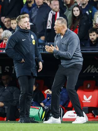 ROTTERDAM - AZ Alkmaar coach Lee-Roy Echteld during the Dutch Eredivisie match between Feyenoord and AZ Alkmaar at Feyenoord stadium De Kuip on October 10, 2026 in Rotterdam, the Netherlands. BAS CZERWINSKI ANP Eredivisie 2026 27 xVIxANPxSportx xxANPxIVx 572042408 originalFilename: 572042408