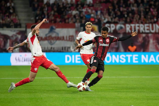 1 Bundesliga RB Leipzig vs. Eintracht Frankfurt October 10, 2026 Romulo Cardoso da Cruz 40, RB Leipzig vs. Ansgar Knauff 7, Eintracht Frankfurt LEIPZIG, GERMANY OCTOBER 10 Bundesliga match between RB Leipzig and Eintracht Frankfurt at the Red Bull Arena on Matchday 5 of the Bundesliga on October 10, 2026 in Leipzig, Germany. DFL regulations prohibit any use of photographs as image sequences and or quasi-video. Copyright: xBEAUTIFULxSPORTS JanxKaeferx