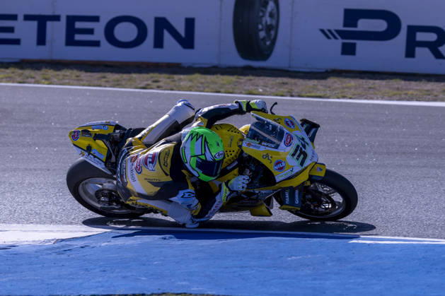 October 10, 2026, Cascais, Lisboa, Portugal: ESTORIL, PORTUGAL - OCTOBER 10: Lorenzo Baldassarri of Italy and Team Goeleven competes during Race 1 during day two of the World Superbikes Estoril Round at Circuito Estoril on October 10, 2026 in Estoril, Portugal. Cascais Portugal - ZUMAl192 20261010_zsp_l192_121 Copyright: xMiguelxLemosx