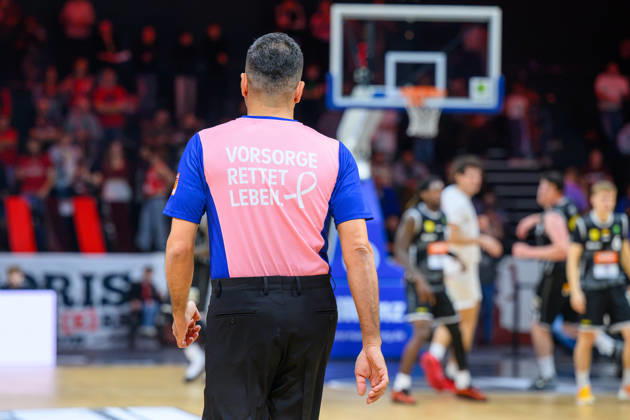 10 10 2026 Basketball Season 2026–2027 2nd Bundesliga Pro A Matchday 4 Nuremberg Falcons Basketball Club NBC Kreisbau Kirchheim Knights AlSch xalxscx Feature Impression Symbolic Image Symbolic Photo Precaution Save the Referee