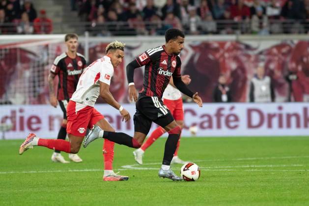 1 Bundesliga RB Leipzig vs. Eintracht Frankfurt October 10, 2026 Ansgar Knauff 7, Eintracht Frankfurt, marked by Antonio Nusa 7, RB Leipzig LEIPZIG, GERMANY OCTOBER 10 Bundesliga match between RB Leipzig and Eintracht Frankfurt at the Red Bull Arena on Matchday 5 of the Bundesliga on October 10, 2026 in Leipzig, Germany. DFL regulations prohibit any use of photographs as image sequences and or quasi-video. Copyright: xBEAUTIFULxSPORTS JanxKaeferx