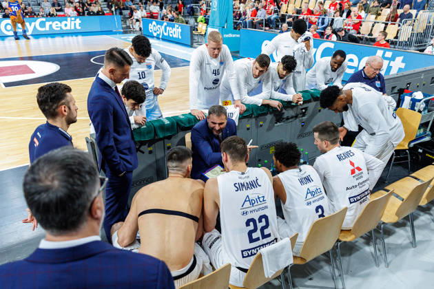 Vladimir Jovanovic, Syntainics MBC, Coach, Team, Timeout, BMA365 Bamberg Baskets vs. Syntainics MBC, Basketball, easyCredit BBL, Matchday 5, October 10, 2026 BMA365 Bamberg Baskets vs. Syntainics MBC, Basketball, easyCredit BBL, Matchday 5, October 10, 2026 Bamberg Copyright: xEibner-Pressefoto G.xSantemizx EP_EER