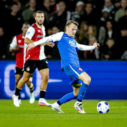 ROTTERDAM AZ Alkmaar midfielder Peer Koopmeiners during the Vriendenloterij Eredivisie match between Feyenoord and AZ at De Kuip on October 10, 2026, in Rotterdam, Netherlands. Photo by DeFodi Images