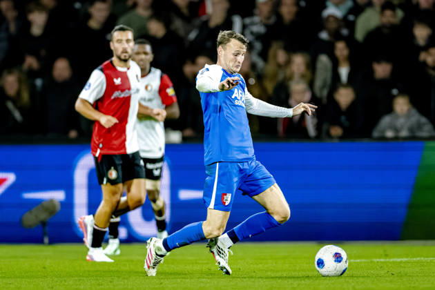 ROTTERDAM AZ Alkmaar midfielder Peer Koopmeiners during the Vriendenloterij Eredivisie match between Feyenoord and AZ at De Kuip on October 10, 2026, in Rotterdam, the Netherlands. Photo by DeFodi Images