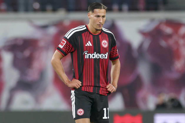 Younes Ebnoutalib of Eintracht Frankfurt looks disappointed during the Bundesliga match between RB Leipzig and Eintracht Frankfurt, Red Bull Arena on October 10, 2026, in Leipzig, Germany. Photo by Marco Steinbrenner, DeFodi Images. Younes Ebnoutalib of Eintracht Frankfurt looks dejected during the Bundesliga match between RB Leipzig and Eintracht Frankfurt at Red Bull Arena on October 10, 2026 in Leipzig, Germany. Photo by Marco Steinbrenner, DeFodi Images. DFB and DFL regulations prohibit any use of photographs as image sequences and or quasi-video. Photo by Marco Steinbrenner, DeFodi Images.