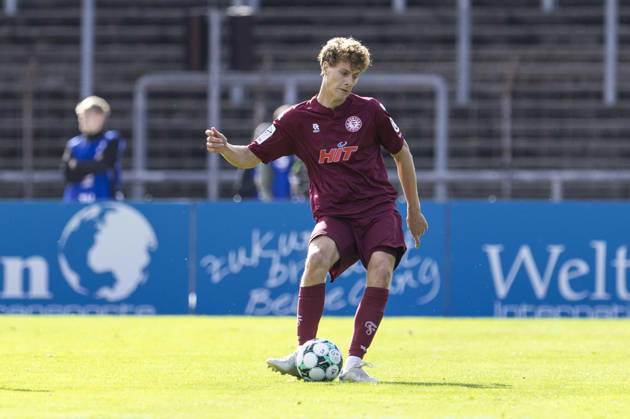 3rd Division, Fortuna Cologne vs. 1. FC Saarbrücken, October 10, 2026, Seymour Fünger, Fortuna Cologne, 5; 3rd Division, Fortuna Cologne vs. 1. FC Saarbrücken, Matchday 8, on October 10, 2026, Südstadion, Cologne DFB regulations prohibit any use of photographs as image sequences and or quasi-video Copyright: xBEAUTIFULxSPORTS Meuselx