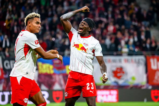 Antonio Nusa, RB Leipzig, 07 Celebration, goal celebration, celebrating the 5-0 goal by Castello Lukeba, RB Leipzig, 23, GER, RB Leipzig vs. Eintracht Frankfurt, soccer, Men s Bundesliga 1, Matchday 5, 2026–2027 season, October 10, 2026 DFL regulations prohibit any use of photographs as image sequences and or quasi-video GER, RB Leipzig vs. Eintracht Frankfurt, Soccer, 1. Bundesliga Men, Matchday 5, 2026–2027 season, October 10, 2026 Leipzig Copyright: xEibner-Pressefoto LauraxRoemerx EP_LRR