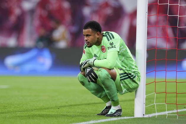 Goalkeeper Noah Atubolu of Eintracht Frankfurt looks disappointed during the Bundesliga match between RB Leipzig and Eintracht Frankfurt, Red Bull Arena on October 10, 2026, in Leipzig, Germany. Photo by Marco Steinbrenner, DeFodi Images. Goalkeeper Noah Atubolu of Eintracht Frankfurt looks dejected during the Bundesliga match between RB Leipzig and Eintracht Frankfurt at Red Bull Arena on October 10, 2026 in Leipzig, Germany. Photo by Marco Steinbrenner, DeFodi Images. DFB and DFL regulations prohibit any use of photographs as image sequences and or quasi-video. Photo by Marco Steinbrenner, DeFodi Images.