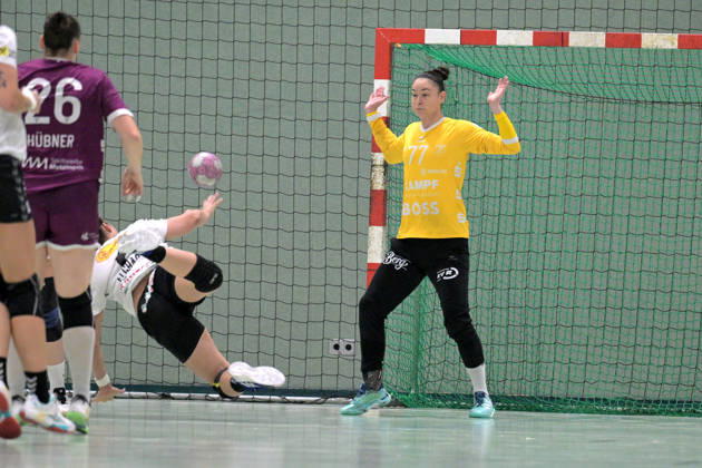 Sara Suba (TusSies Metzingen), 77, in goal against Maria Schmidt Lykkegaard (SCM Ramnicu Valcea), 18; TusSies Metzingen vs. SCM Ramnicu Valcea, Handball, EHF, Europa League Qualification Second Leg, 2026–2027 Season, October 10, 2026, TusSies Metzingen vs. SCM Ramnicu Valcea, Handball, EHF, Europa League Qualification Second Leg, 2026–2027 Season, October 10, 2026, Metzingen Copyright: xEibner-Pressefotox EP_TBR