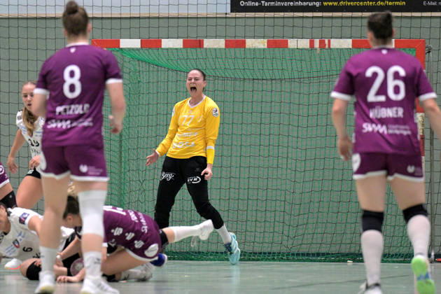 Sara Suba of TusSies Metzingen, No. 77, celebrates in goal after a save. TusSies Metzingen vs. SCM Ramnicu Valcea, Handball, EHF, Europa League Qualification Second Leg, 2026–2027 Season, October 10, 2026, TusSies Metzingen vs. SCM Ramnicu Valcea, Handball, EHF, Europa League Qualification Second Leg, 2026–2027 Season, October 10, 2026, Metzingen Copyright: xEibner-Pressefotox EP_TBR