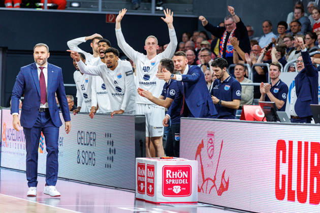 Team, squad, cheering, cheers, positive emotions, positive emotion, BMA365 Bamberg Baskets vs. Syntainics MBC, basketball, easyCredit BBL, Matchday 5, October 10, 2026 BMA365 Bamberg Baskets vs. Syntainics MBC, basketball, easyCredit BBL, Matchday 5, October 10, 2026 Bamberg Copyright: xEibner-Pressefoto G.xSantemizx EP_EER