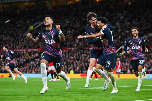 MANCHESTER, ENGLAND, OCT 10: Dominic Solanke of Tottenham Hotspur celebrates with teammate Archie Gray after scoring his sides first goal during the Premier League match between Manchester United, ManU and Tottenham Hotspur at Old Trafford in Manchester, England (Will Palmer Sports Press Photo) Copyright: xWillxPalmer SportsxPressxPhotox Sportspressphoto_SPR251447