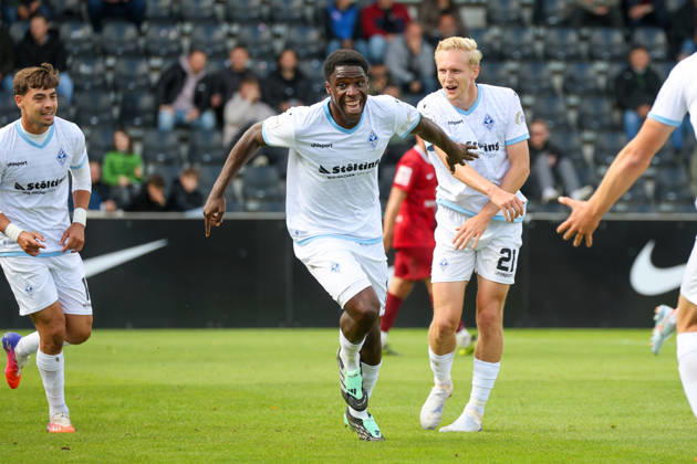 Olu Ogbemudia, SV Waldhof Mannheim, 14, scorer of the 1-2 goal, goal and goal celebration, gestures, joy, emotions; Soccer 3rd Division, Matchday 8, SG Sonnenhof Großaspach vs. SV Waldhof Mannheim on October 10, 2026, at the WIRmachenDRUCK Arena in Aspach Großaspach, Germany; Aspach Großaspach, WIRmachenDRUCK Arena, Germany Copyright: xFranzxReindelx