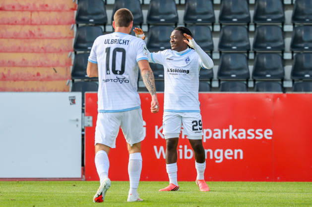Nolan Muteba N Tumba, SV Waldhof Mannheim, 29—scorer of the 1-3 goal; goal celebration, gestures, joy, and emotions with Julian Ulbricht, SV Waldhof Mannheim, 10—Soccer 3rd Division, Matchday 8, SG Sonnenhof Großaspach vs. SV Waldhof Mannheim on October 10, 2026, at the WIRmachenDRUCK Arena in Aspach Großaspach, Germany; Aspach Großaspach, WIRmachenDRUCK Arena, Germany Copyright: xFranzxReindelx