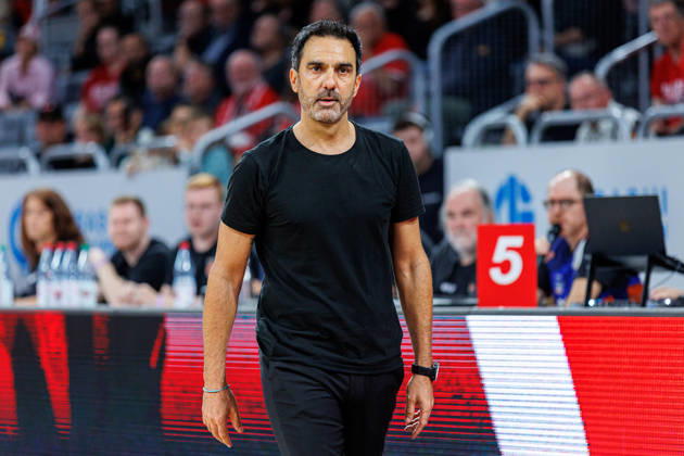Jesus Ramirez, BMA365 Bamberg Baskets, Coach, single image, single photo, portrait, disappointed, disappointment, negative emotions, negative emotion, BMA365 Bamberg Baskets vs. Syntainics MBC, basketball, easyCredit BBL, Matchday 5, October 10, 2026 BMA365 Bamberg Baskets vs. Syntainics MBC, basketball, easyCredit BBL, Matchday 5, October 10, 2026 Bamberg Copyright: xEibner-Pressefoto G.xSantemizx EP_EER