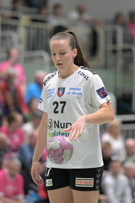 Julia Maidhof, SCM Ramnicu Valcea, 27, during a 7-meter throw in the TusSies Metzingen vs. SCM Ramnicu Valcea match, handball, EHF, Europa League Qualification Second Leg, 2026–2027 season, October 10, 2026, TusSies Metzingen vs. SCM Ramnicu Valcea, Handball, EHF, Europa League Qualification Second Leg, 2026–2027 Season, October 10, 2026, Metzingen Copyright: xEibner-Pressefotox EP_TBR