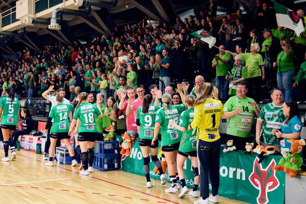 Fuechse Berlin celebrate a draw, GER, Women s Handball Bundesliga 2, Fuechse Berlin vs. SG Nürtingen-Zizishausen, 2026–27 season, Matchday 5, October 10, 2026, GER, Women’s Handball Bundesliga 2, Füchse Berlin vs. SG Nürtingen-Zizishausen, 2026–27 season, Matchday 5, October 10, 2026, Berlin Copyright: xEibner-Pressefotox xClaudiusxRauchx EP_CRH