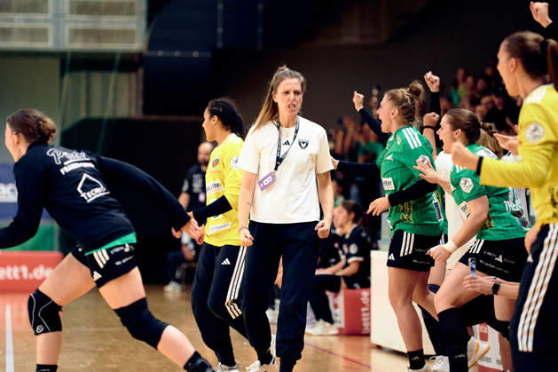 Fuechse Berlin Celebrate a Tie, SUSANN MUELLER, Fuechse Berlin Coach, GER, Women s Handball Bundesliga 2, Fuechse Berlin vs. SG Nürtingen-Zizishausen, 2026–27 Season, Matchday 5, October 10, 2026, GER, Women’s Handball Bundesliga 2, Fuechse Berlin vs. SG Nürtingen-Zizishausen, 2026–27 season, Matchday 5, October 10, 2026, Berlin Copyright: xEibner-Pressefotox xClaudiusxRauchx EP_CRH