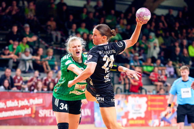 JONNA SCHAUBE, Fuechse Berlin, 34; Lisa Fuchs, SG Nürtingen Zizishausen, 24; GER, Women s Handball Bundesliga 2, Fuechse Berlin vs. SG Nürtingen Zizishausen, 2026–27 season, Matchday 5, October 10, 2026, GER, Women’s Handball Bundesliga 2, Fuechse Berlin vs. SG Nuertingen Zizishausen, 2026–27 season, Matchday 5, October 10, 2026, Berlin Copyright: xClaudiusxRauch,xEibner-Pressefotox xClaudiusxRauchx EP_CRH