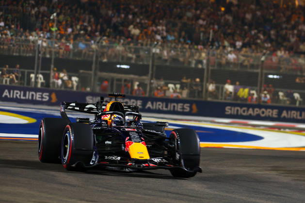 Formula 1 Singapore Grand Prix SINGAPORE - OCTOBER 10: Red Bull s driver Max Verstappen during the Qualifying Session at the Formula One Grand Prix of Singapore, at the Marina Bay Street Circuit in Singapore, on October 10, 2026. Daniel Ceng Anadolu Singapore Singapore. Editorial use only. Please get in touch for any other usage.  Copyright: x2026xAnadoluxDanielxCengx