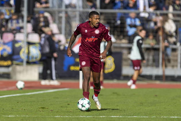 3rd Division, Fortuna Cologne vs. 1. FC Saarbrücken, October 10, 2026, Florian Heister, Fortuna Cologne, 17, 3rd Division, Fortuna Cologne vs. 1. FC Saarbrücken, Matchday 8, on October 10, 2026, Südstadion, Cologne DFB regulations prohibit any use of photographs as image sequences and or quasi-video Copyright: xBEAUTIFULxSPORTS Meuselx