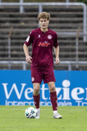 3rd Division, Fortuna Cologne vs. 1. FC Saarbrücken, October 10, 2026, Seymour Fünger, Fortuna Cologne, 5; 3rd Division, Fortuna Cologne vs. 1. FC Saarbrücken, Matchday 8, on October 10, 2026, Südstadion, Cologne DFB regulations prohibit any use of photographs as image sequences and or quasi-video Copyright: xBEAUTIFULxSPORTS Meuselx